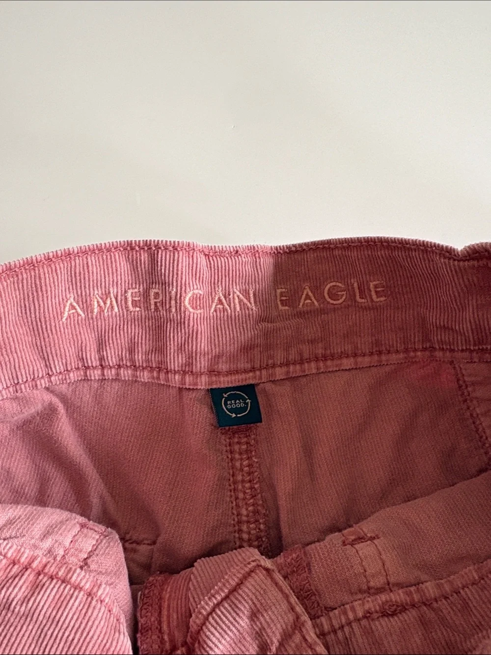 American Eagle Women’s Cargo Jogger Pants in Dusty Rose Corduroy size 0